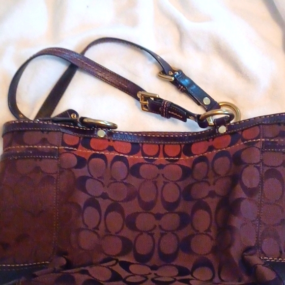 Authentic Coach Brown Signature Handbag - Picture 5 of 10